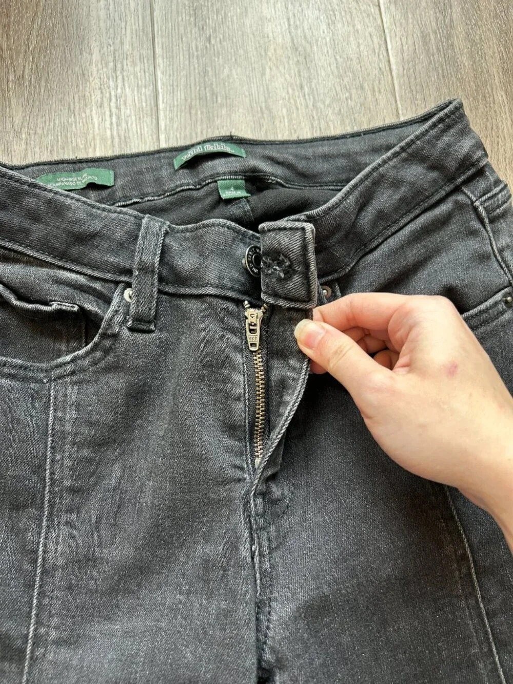 Wild Fable High Rise Acampanado de Tiro Alto Flare Jeans in Black Size 4 - Picture 7 of 12